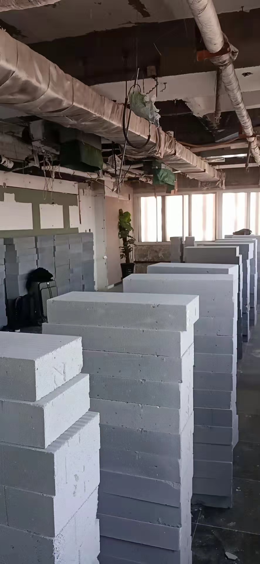 轻质砖隔墙墙面平整度